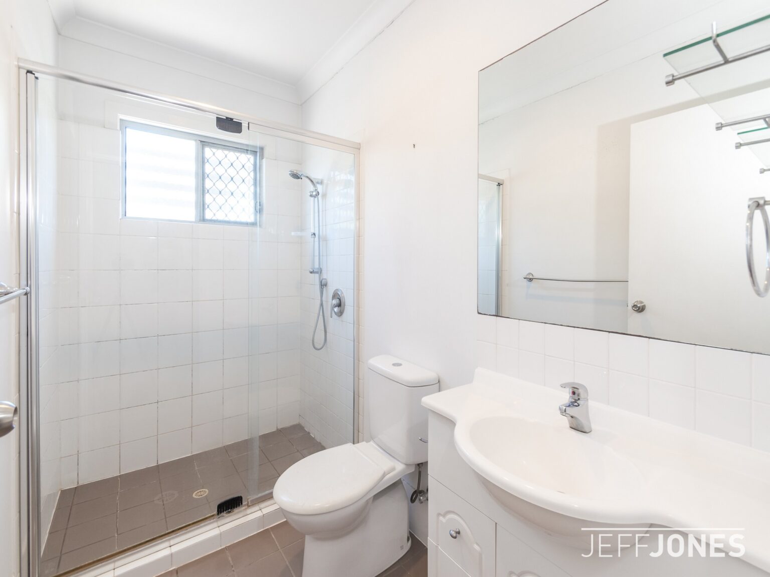 2-25 Yeronga Street-8