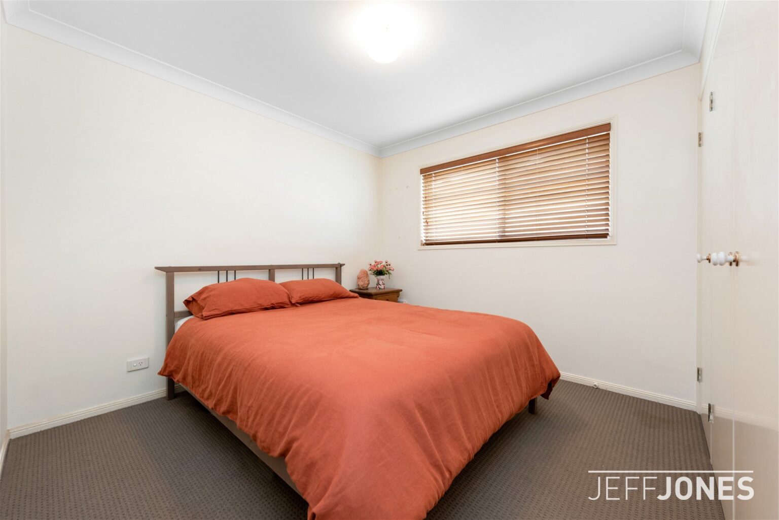 agent219_residential_extra_3832890