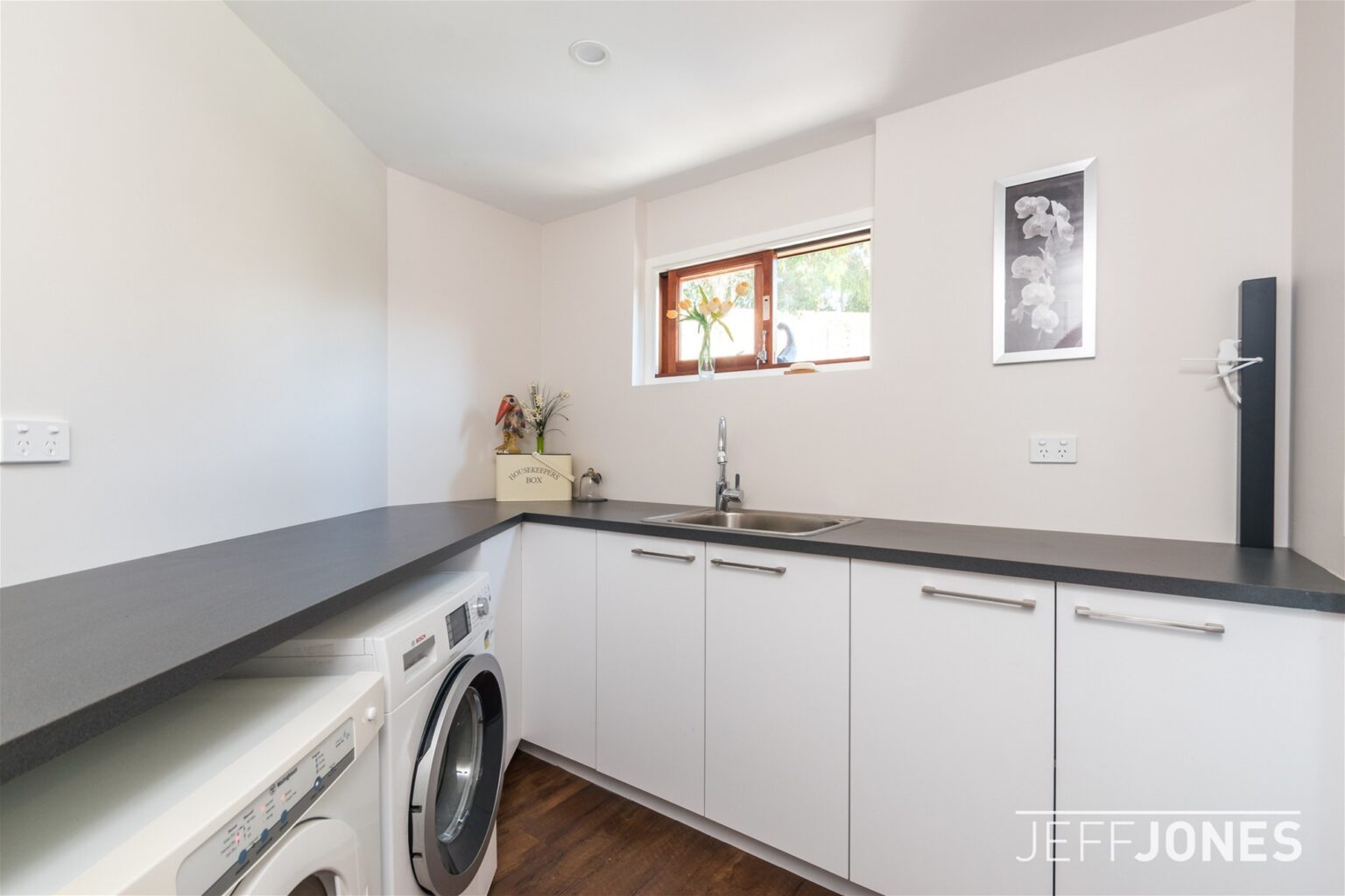 agent219_residential_extra_3856566